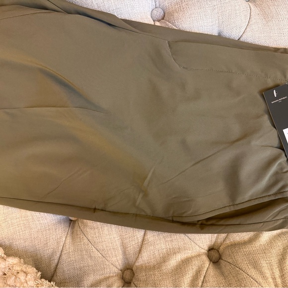 New with tags Banana Republic Airstretch Pant - Picture 3 of 6